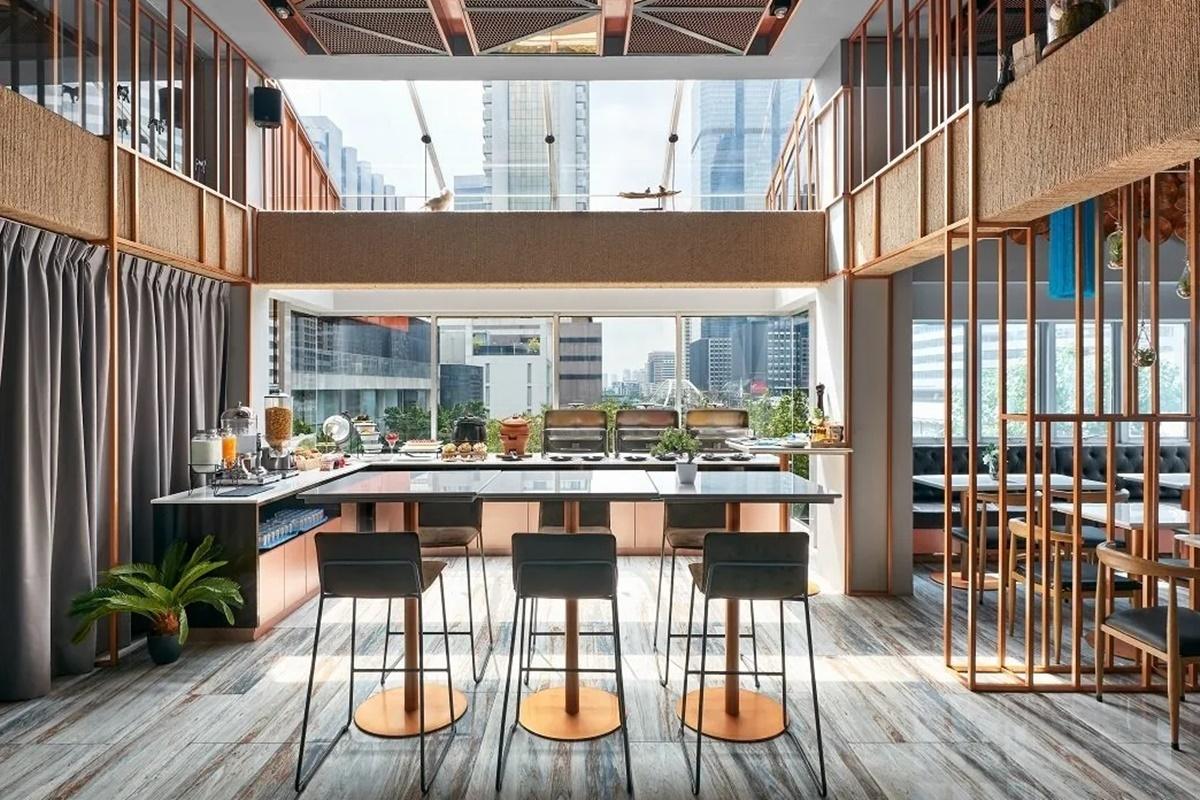 Sora Hotel Silom Бангкок Экстерьер фото
