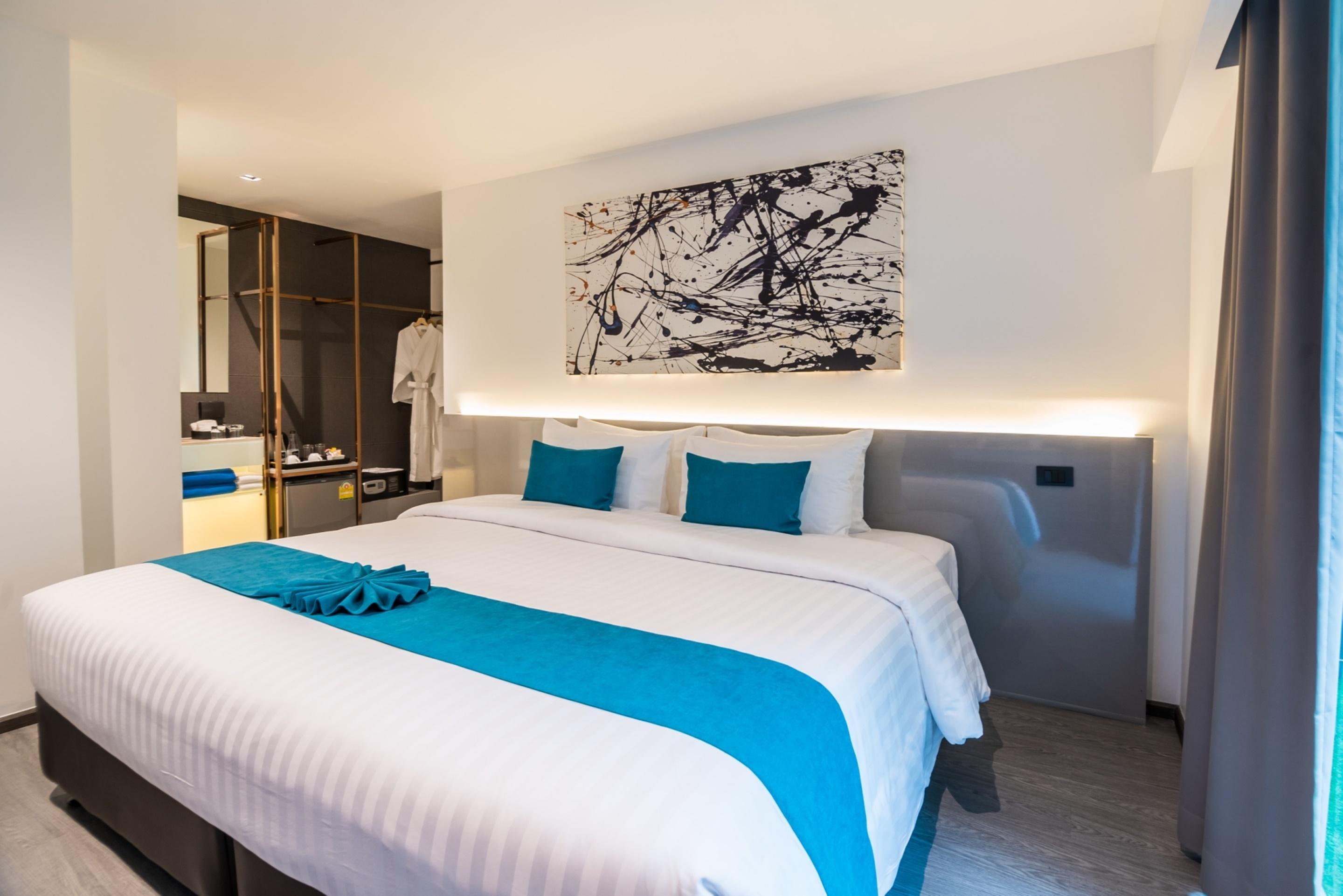 Sora Hotel Silom Бангкок Экстерьер фото