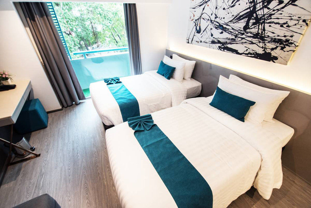 Sora Hotel Silom Бангкок Экстерьер фото